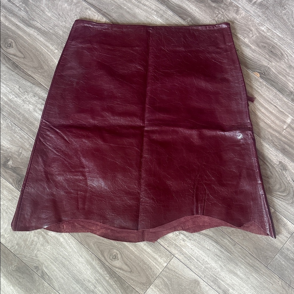 Chic burgundy Leather A-Line Skirt